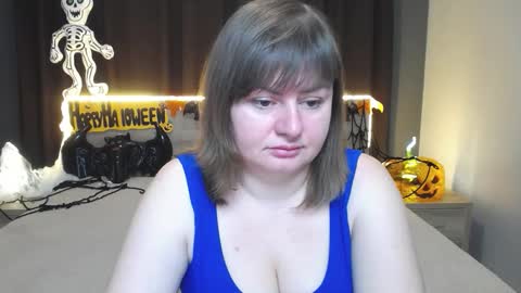 zannadreil online show from October 18, 6:23 pm