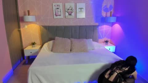 Snapshot of zara__sweet chatting on September 30, 1:43 pm Zara Sweet online show from September 30, 1:43 pm