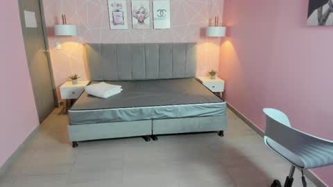 Snapshot of zara__sweet chatting on February 12, 1:48 pm Zara Sweet online show from February 12, 1:48 pm