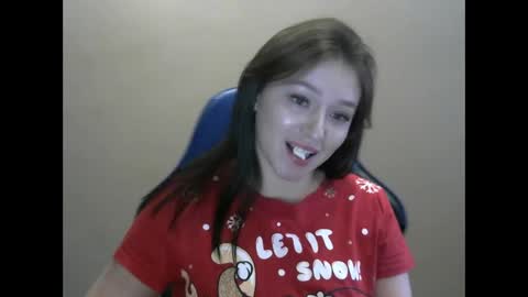 Snapshot of zara_golden chatting on January 30, 10:40 am chaturcum online show from January 30, 10:40 am