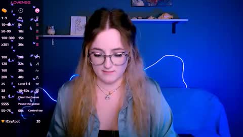 Snapshot of zara_lys chatting on October 11, 7:50 pm ur kitten 3 online show from October 11, 7:50 pm