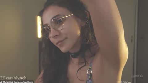 Miss Lynch   Next show  2911 online show from December 23, 1:01 am