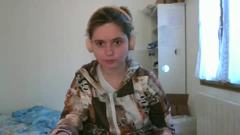 zazbella online show from March 1, 8:40 am