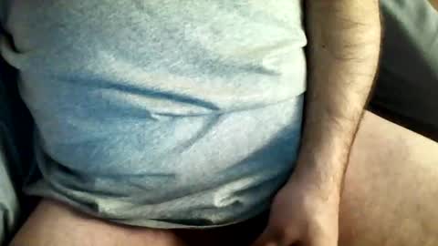 Snapshot of zeddie71 chatting on February 17, 1:33 pm zeddie71 online show from February 17, 1:33 pm