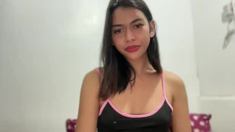 Zo online show from February 15, 8:18 pm