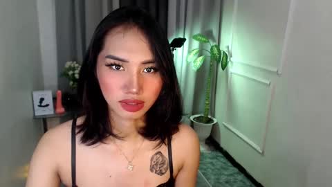 Snapshot of zelainalovetocum chatting on March 6, 3:02 pm zelainalovetocum online show from March 6, 3:02 pm