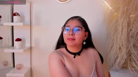 Zelene   online show from October 7, 12:01 pm