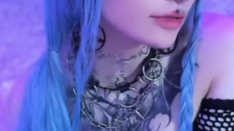    online show from March 4, 5:34 pm