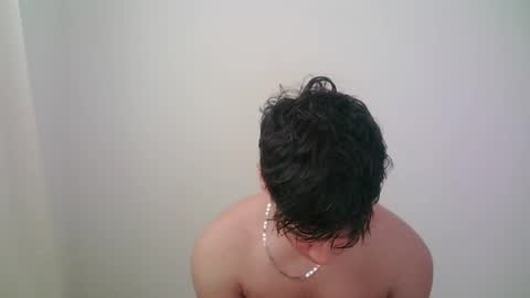 zeus_183 online show from December 18, 11:49 am