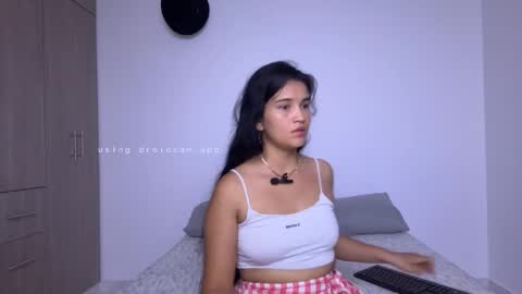 Snapshot of zhendaya23 chatting on October 12, 1:09 am zhendaya23 online show from October 12, 1:09 am