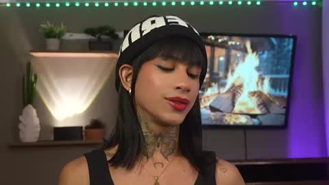 Zion  online show from December 5, 5:22 pm