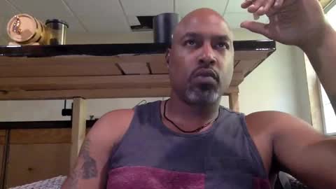 Snapshot of zionlion22 chatting on September 14, 5:25 pm zionlion22 online show from September 14, 5:25 pm
