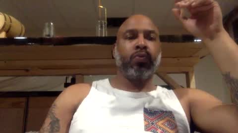 Snapshot of zionlion22 chatting on February 7, 3:02 am zionlion22 online show from February 7, 3:02 am