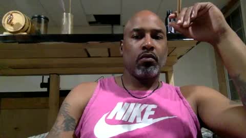 Snapshot of zionlion22 chatting on October 7, 12:39 am zionlion22 online show from October 7, 12:39 am