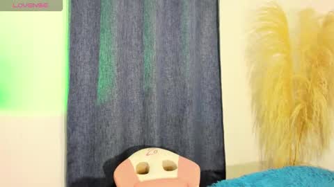 ZOE online show from November 21, 6:22 am