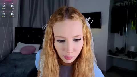 Im Zoe online show from January 16, 2:04 pm