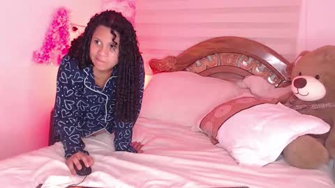 Hola soy Zoe 3 online show from February 20, 6:19 am