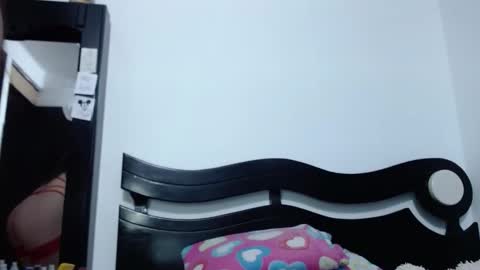 Zoe online show from February 12, 12:25 am