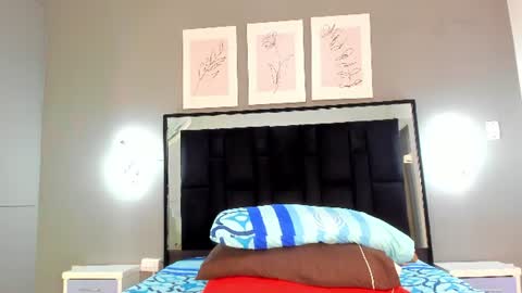 zoe_curvyy online show from July 2, 12:10 pm