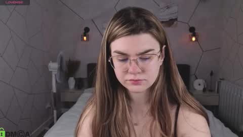 Zoe online show from February 22, 1:53 am