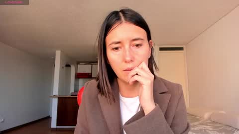 Snapshot of zoe_jeane_beker chatting on December 10, 9:11 pm ZOE online show from December 10, 9:11 pm