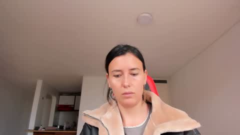 Snapshot of zoe_jeane_beker chatting on January 30, 6:32 pm ZOE online show from January 30, 6:32 pm