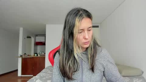 ZOE online show from May 10, 7:53 pm