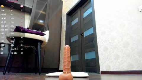 Snapshot of zoe_klarxxx chatting on February 14, 5:51 am Zoe online show from February 14, 5:51 am