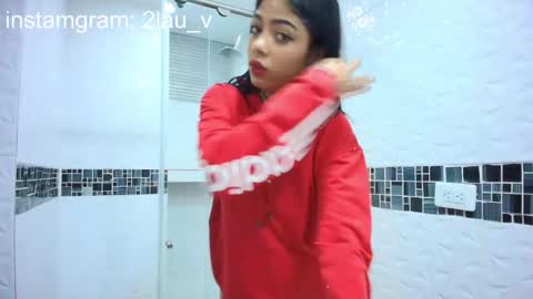 zoe_kravitx_ online show from November 14, 12:13 am
