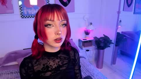 Zoe Lynch online show from February 5, 12:09 pm