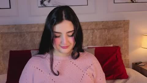 zoe_moon__ online show from June 5, 11:59 am