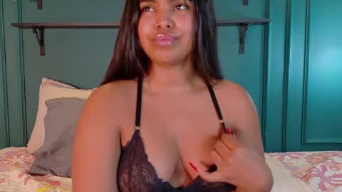 Zoe online show from March 29, 8:38 am