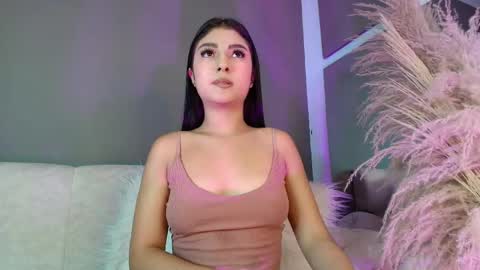 ZOE online show from May 21, 1:28 pm