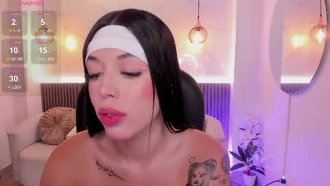  zoee jackson online show from July 30, 6:52 pm