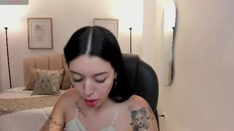  zoee jackson online show from July 6, 6:43 pm