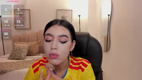  zoee jackson online show from July 3, 6:56 pm