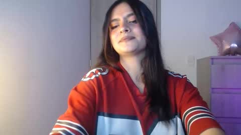 Zoee online show from January 9, 12:16 am