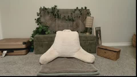 Zoe Gold online show from June 12, 2:32 am