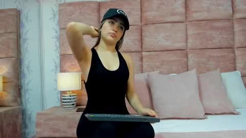 Snapshot of zoewilliis chatting on September 18, 12:42 pm ZoeWilliis online show from September 18, 12:42 pm