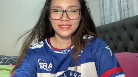 zoey_foryou online show from June 14, 11:34 am