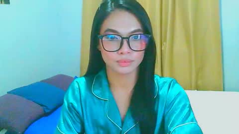 Snapshot of zoey_pleasure chatting on October 4, 8:39 pm zoey online show from October 4, 8:39 pm