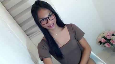 zoey online show from February 25, 7:52 am