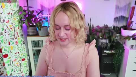 Zoey Ryan online show from May 2, 6:03 pm
