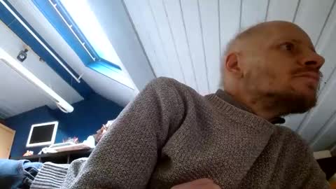 zolexthomas online show from December 26, 12:59 pm