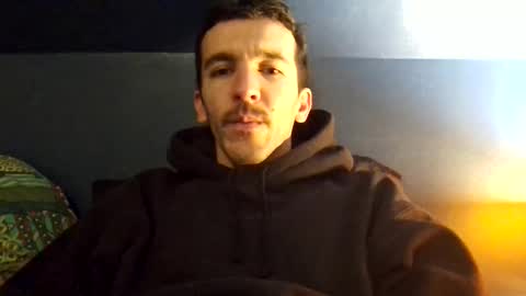 zom online show from April 2, 7:10 pm