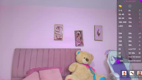 Zoe online show from March 21, 11:59 am