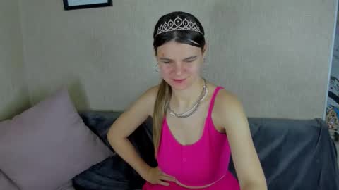 Zoriana online show from December 13, 11:00 pm