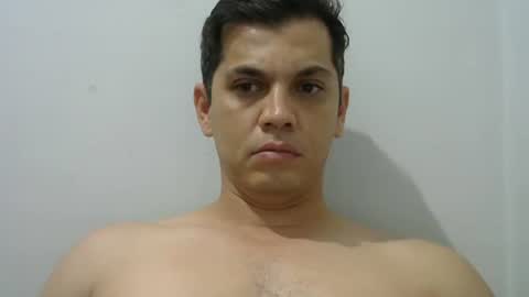 zoro_00 online show from December 14, 1:12 am