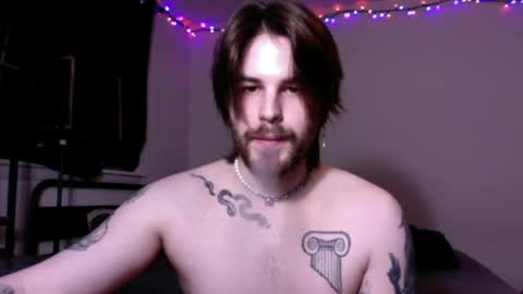 zorvello_83 online show from April 21, 7:21 pm