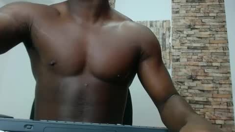 Snapshot of zousxxx chatting on February 11, 7:59 pm zousxxx online show from February 11, 7:59 pm